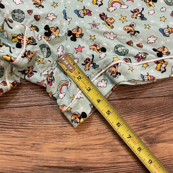 Disney Mickey Mouse Donald Goofy Pajama Set Blue 2X Button Front Shorts Pajamas - Picture 9 of 9